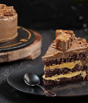 Chocolate Mars Cake 2Lb - Sacha's